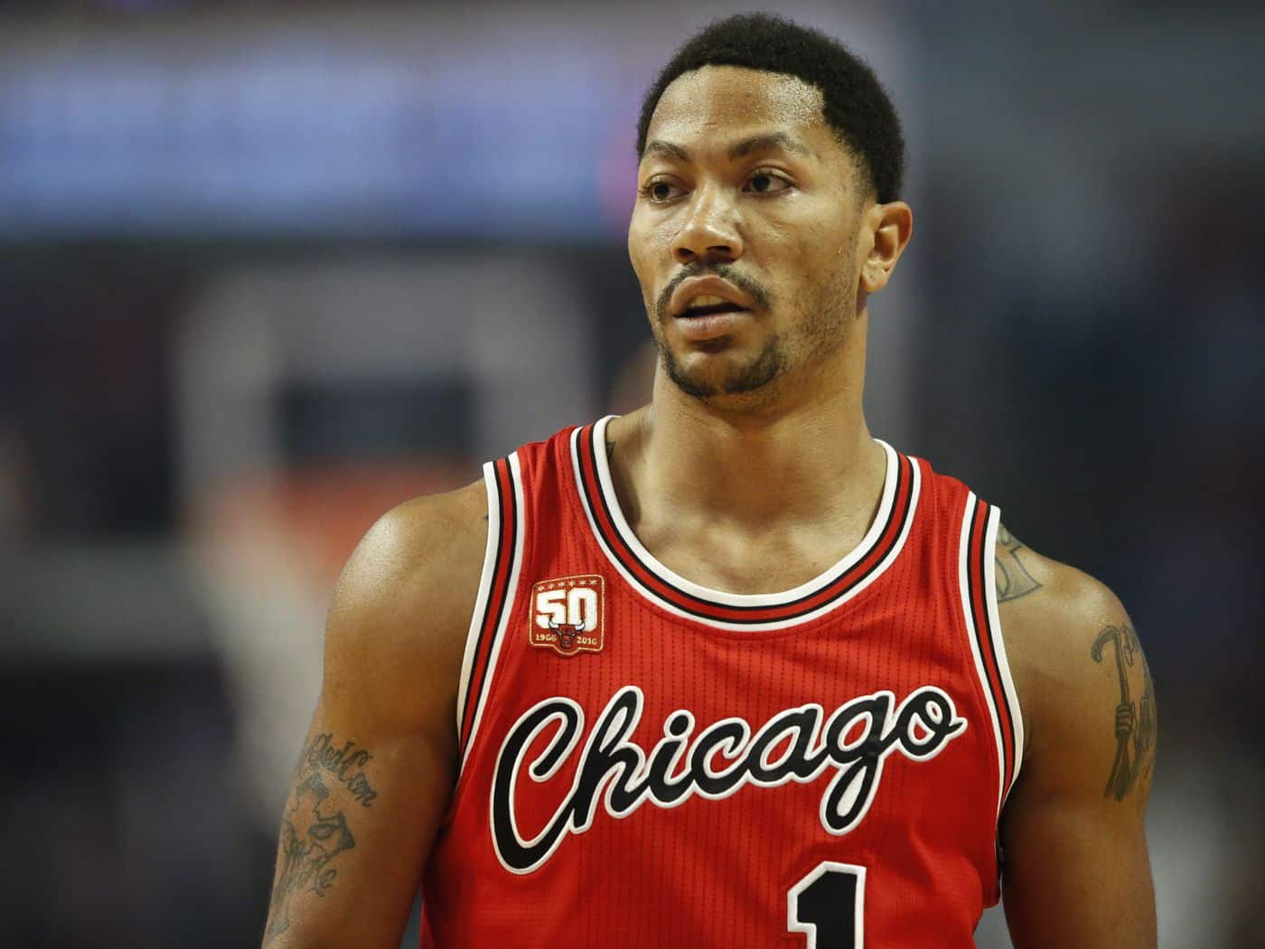 Derrick Rose, Panini America team up for exclusive autograph trading cards