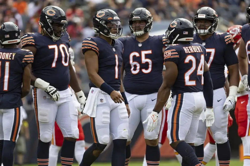 Chicago Bears OL leads league in pass block win rate
