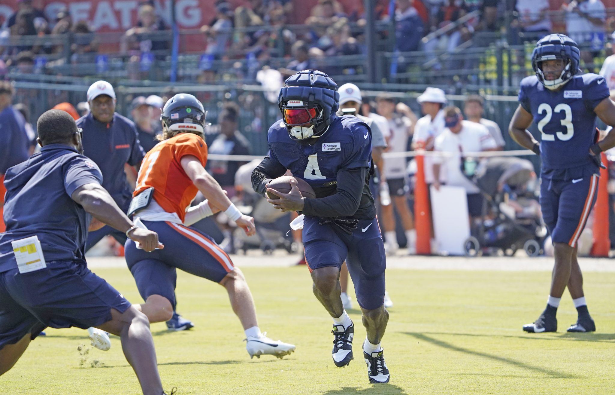 Chicago Bears Training Camp 2024 D'Andre Swift absolutely shines