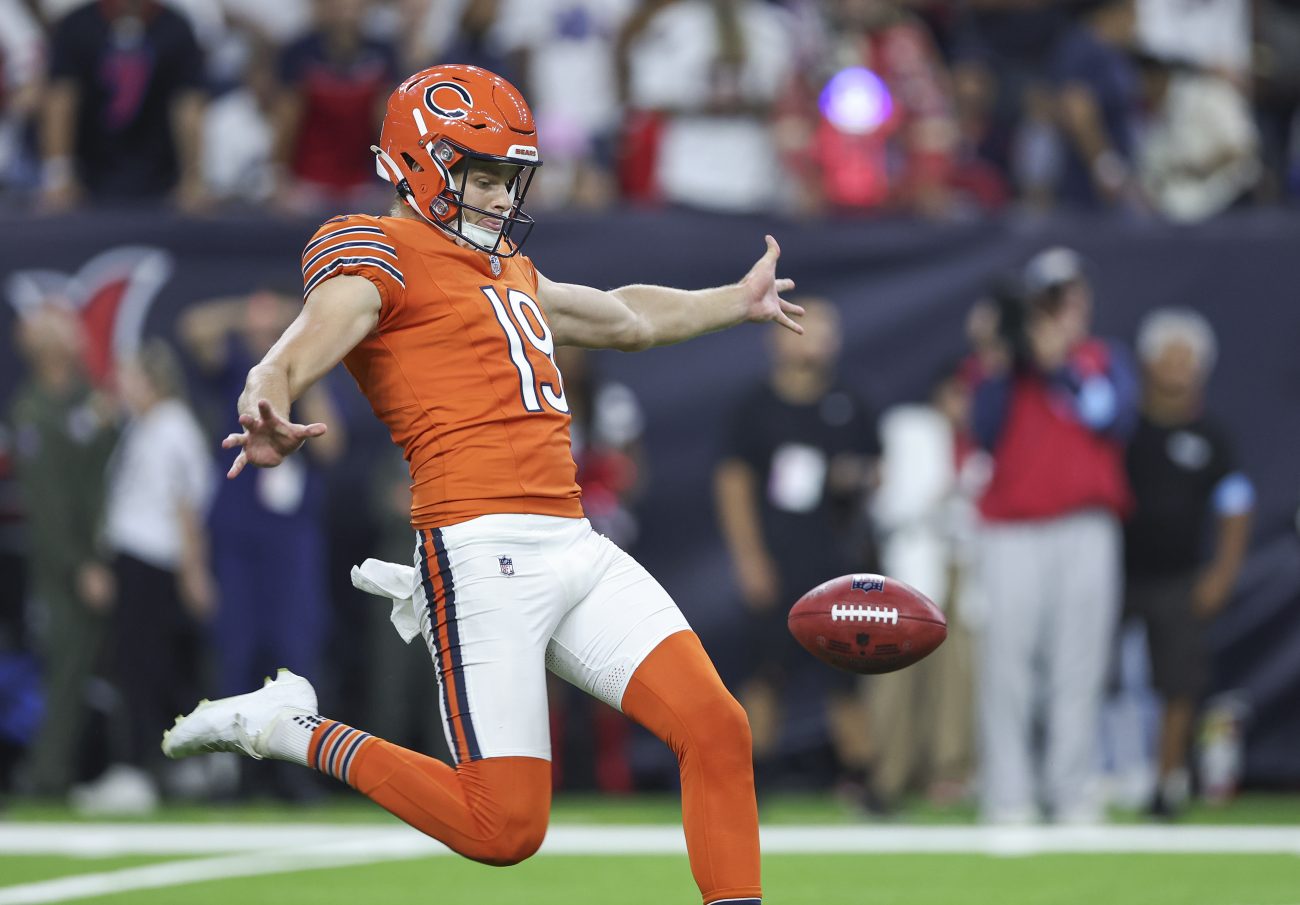 Chicago Bears punter Tory Taylor