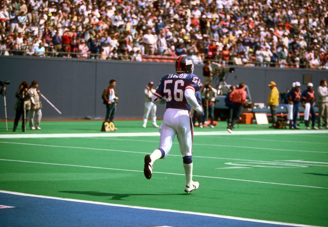 Caleb Williams can lead the Bears' to victory on Thanksgiving Day similar to how Lawrence Taylor led the Giants to victory back in 1982.