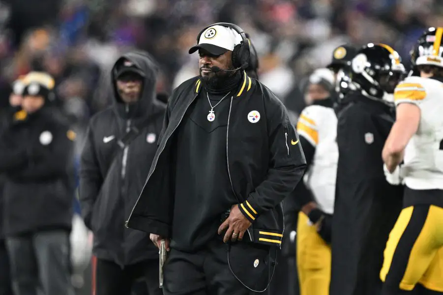 NFL: AFC Wild Card Round Pittsburgh Steelers at Baltimore Ravens