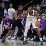 NBA: Milwaukee Bucks at Utah Jazz Chicago Bulls Khris Middleton