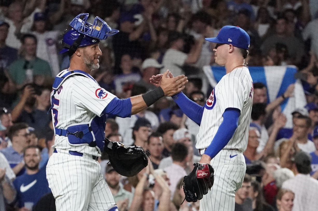 Chicago Cubs purge fan favorite pitcher from roster hours before opening day