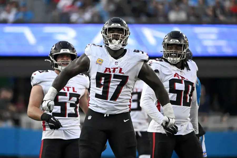 Grady Jarrett celebrates making a play 