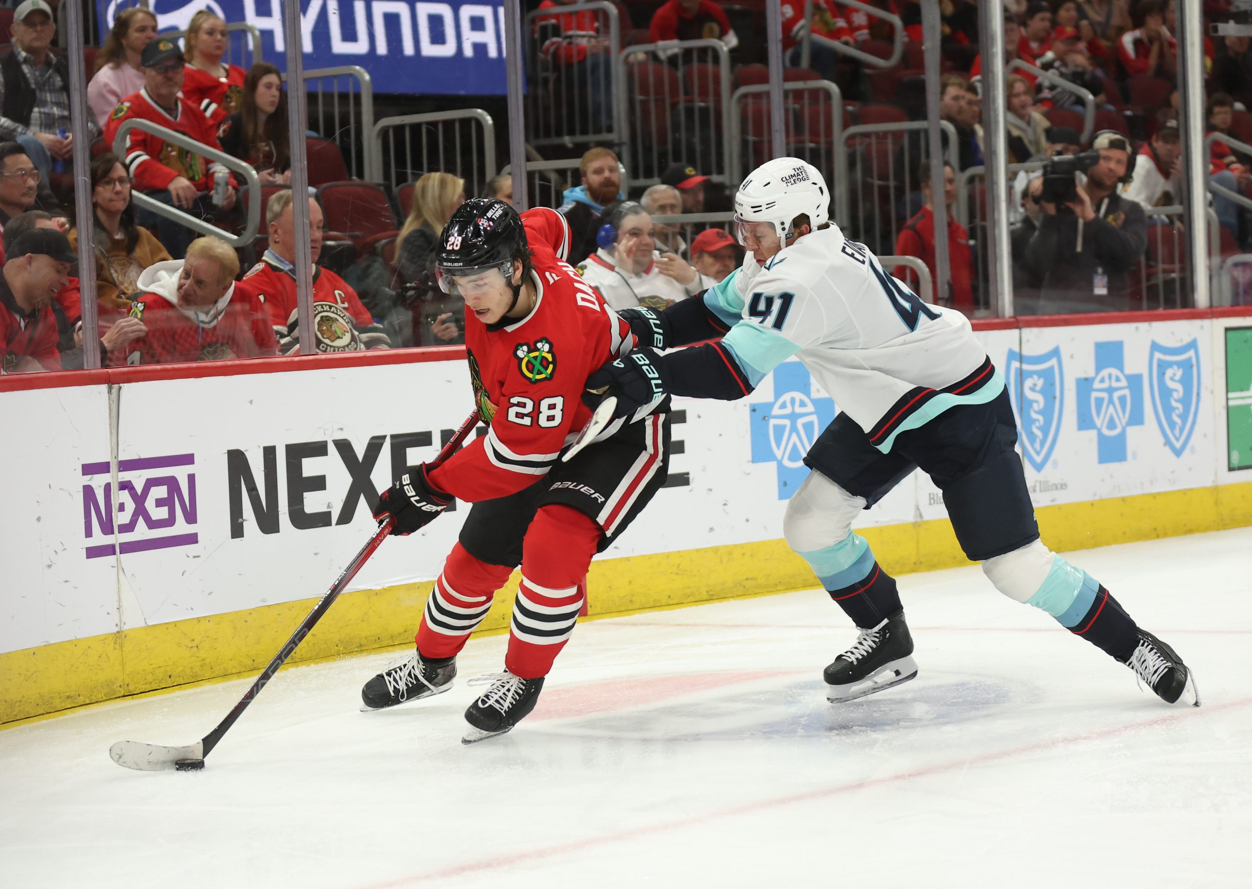 Chicago Blackhawks interim head coach gives key injury update on young forward