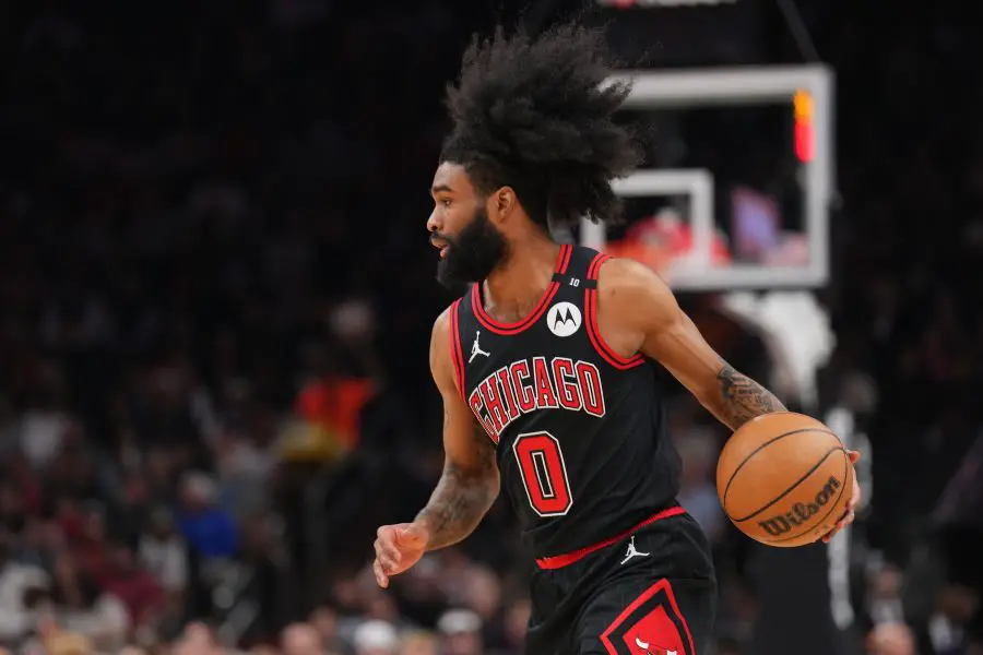 Chicago Bulls guard Coby White (0) dribbles against the Phoenix Suns during the first half at PHX Aena.