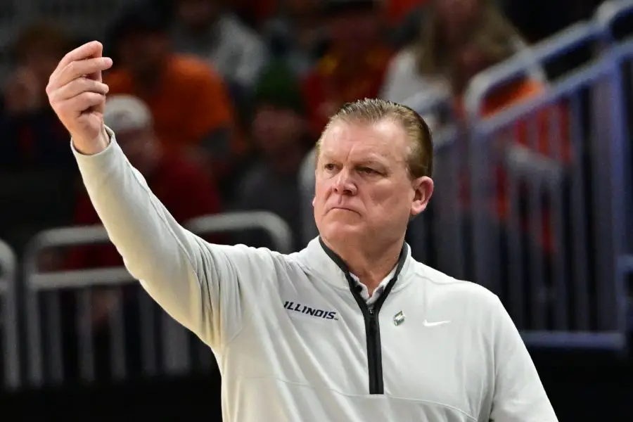 Illinois Fighting Illini head coach Brad Underwood reacts during the first half in the second round of the NCAA Tournament against the Kentucky Wildcats at Fiserv Forum. 